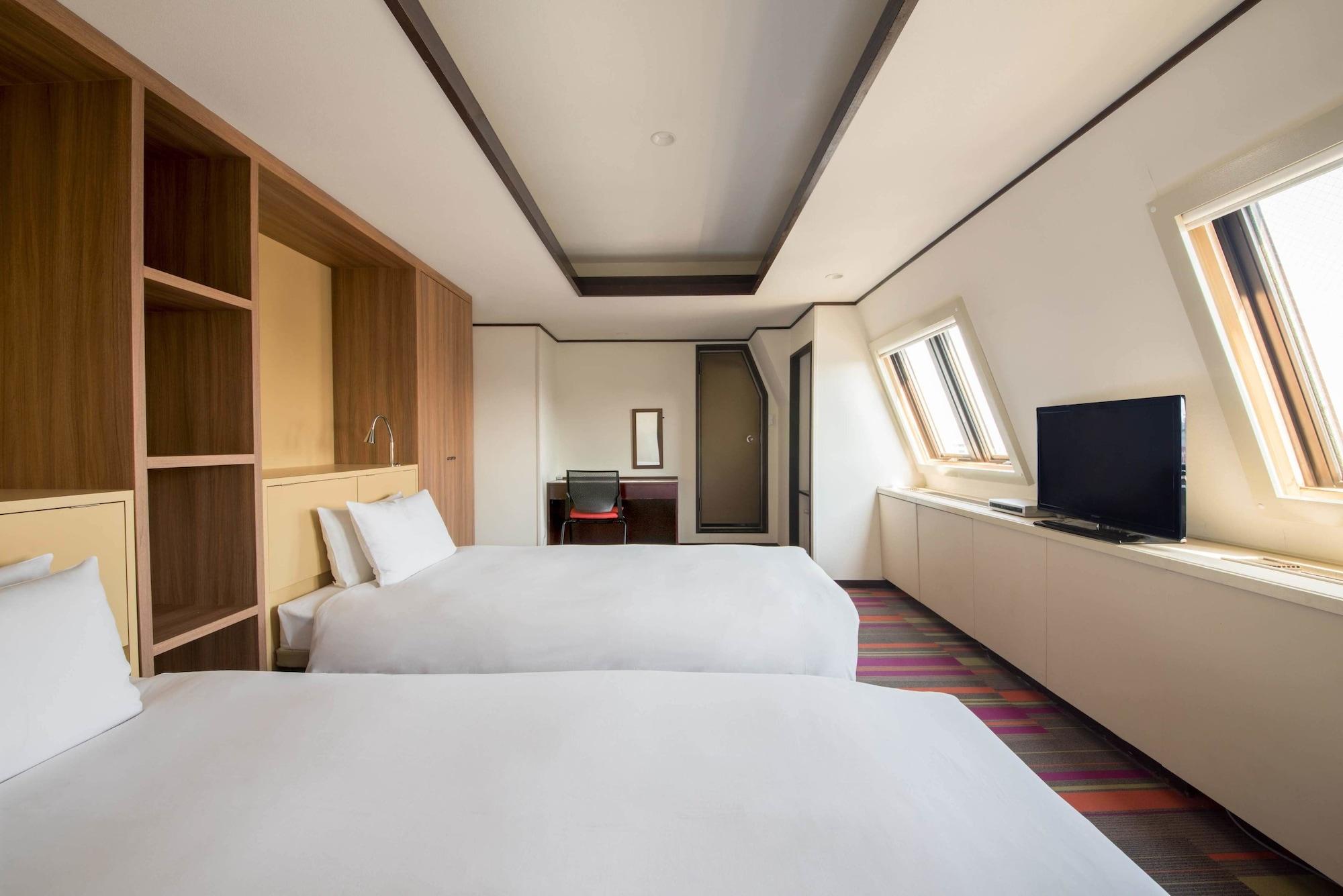 The B Sangenjaya Otel Tokyo Dış mekan fotoğraf