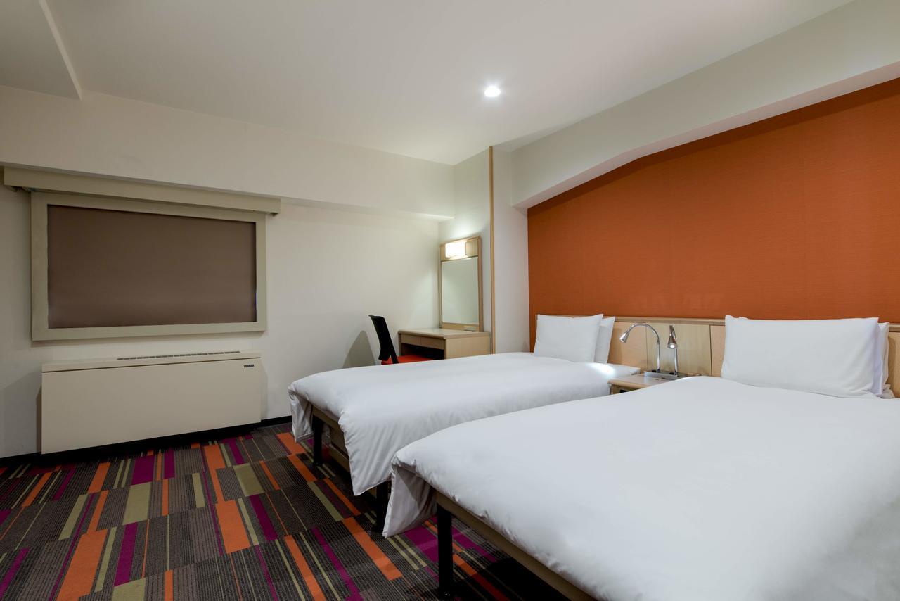 The B Sangenjaya Otel Tokyo Dış mekan fotoğraf